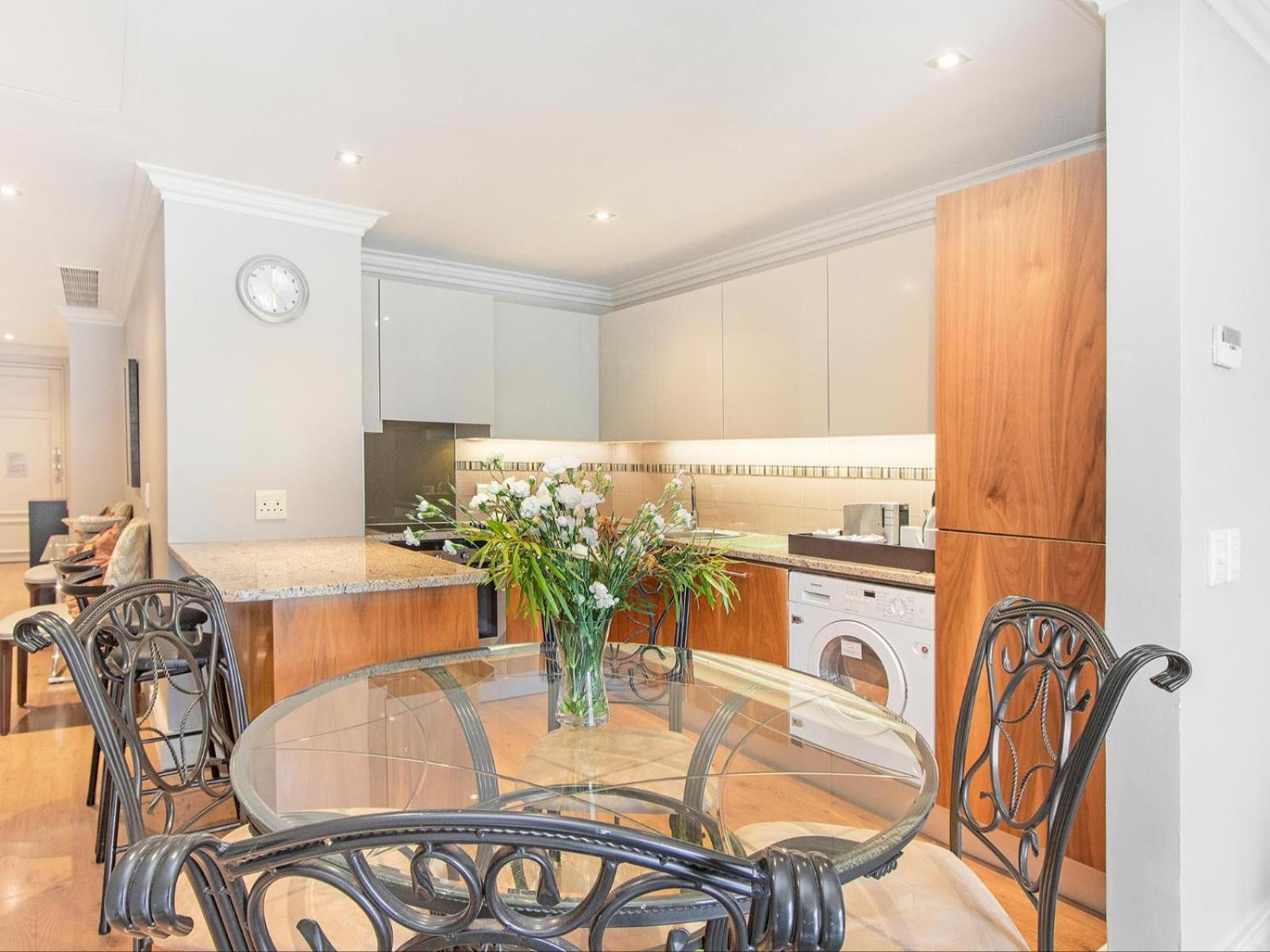 Cape Royale Apartments With Cape Finest Cape Town Room photo